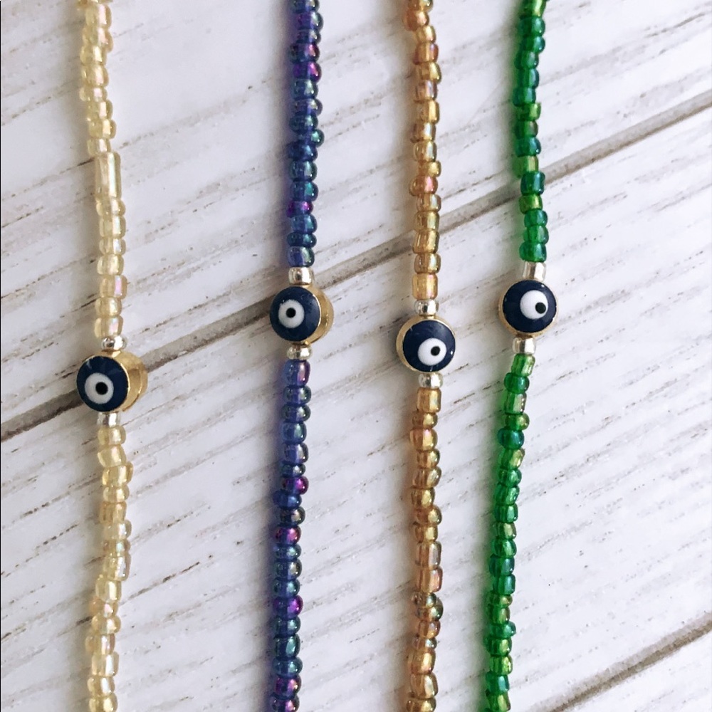 Iridescent Evil Eye Beaded Bracelet